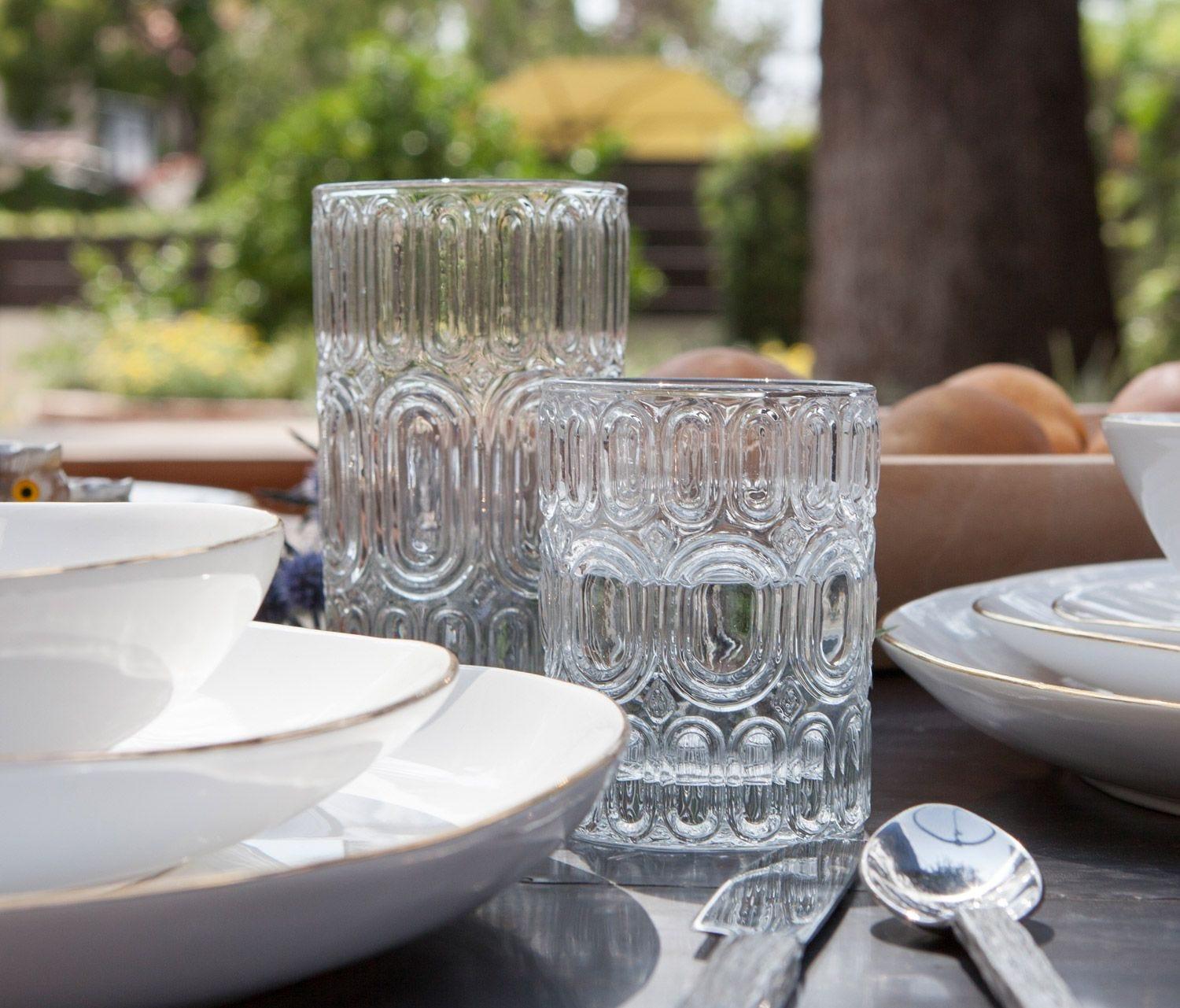 http://www.lavenderfieldsonline.com/cdn/shop/products/blue-pheasant-aaron-clear-glassware-1.jpg?v=1698240802